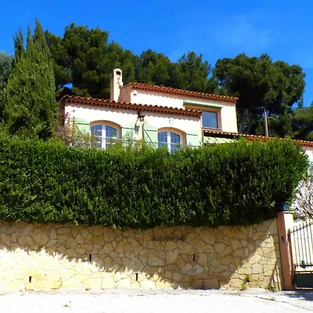 Beautiful Family With Sea View Holiday home *
